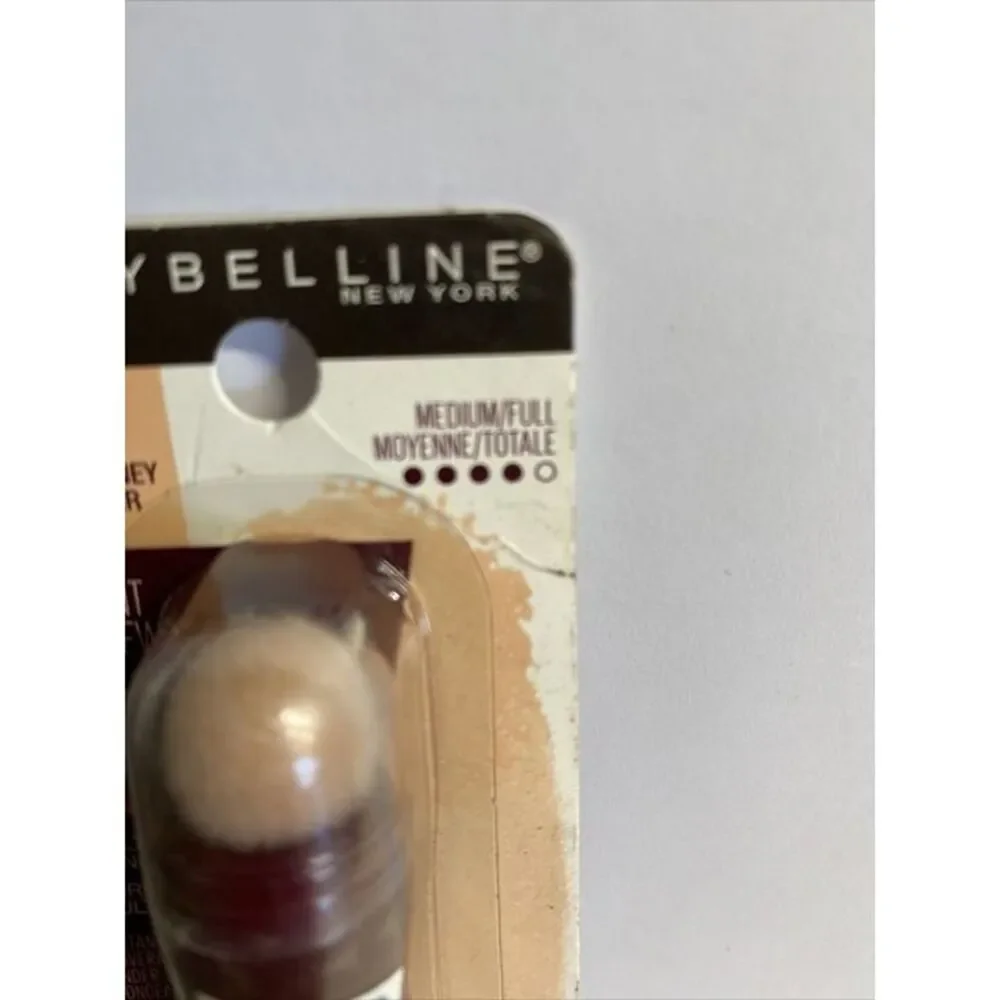 Maybelline 121 Light Honey Instant Age Rewind Eraser Multi Use Concealer 0.2 oz
